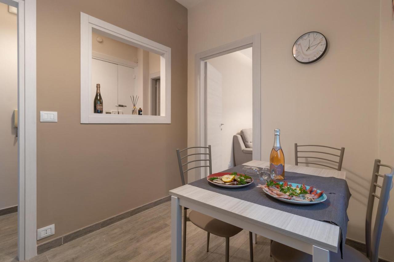 V B M Apartment Bari Bagian luar foto